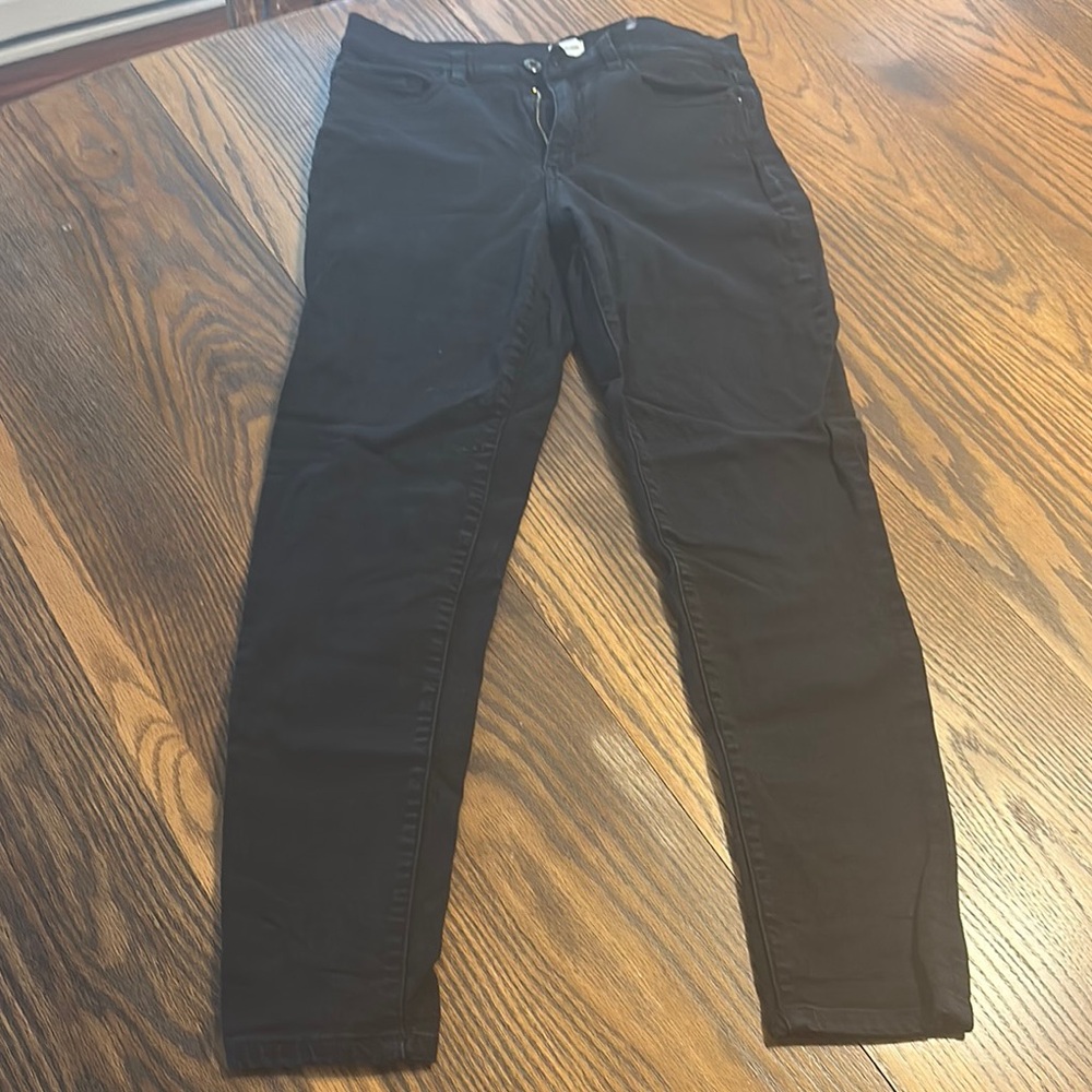 Black Skinny Jeans